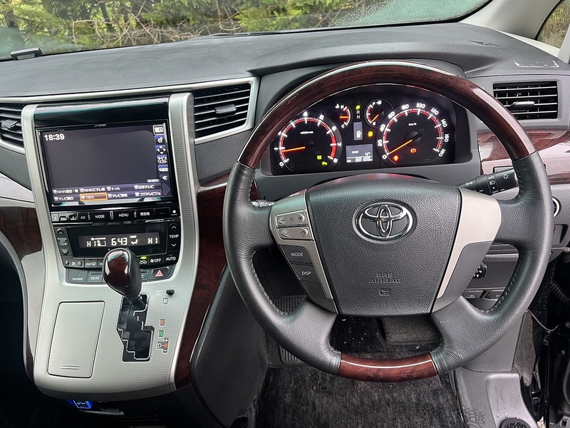 Toyota Vellfire 2.4 - U11568