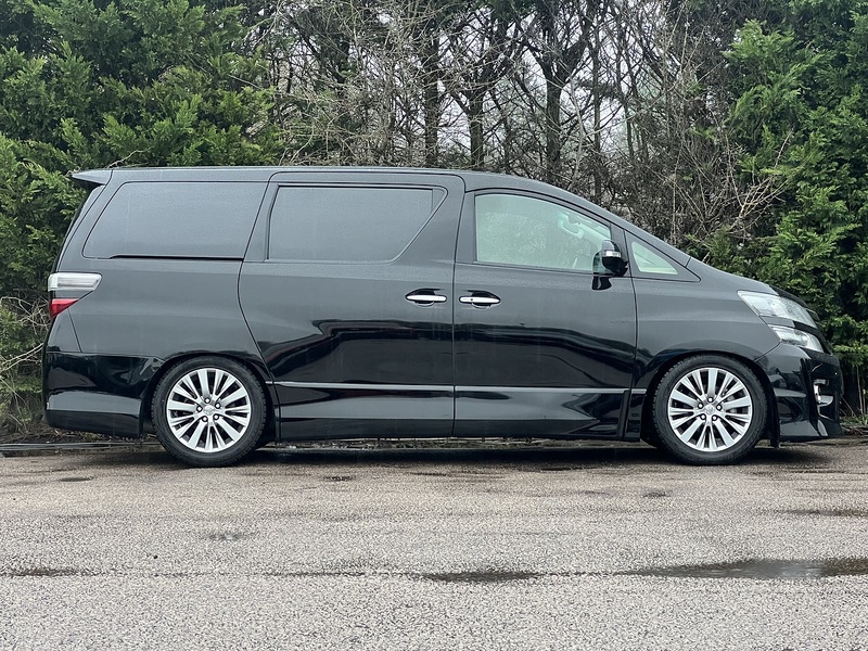 Toyota Vellfire 2.4 - U11568