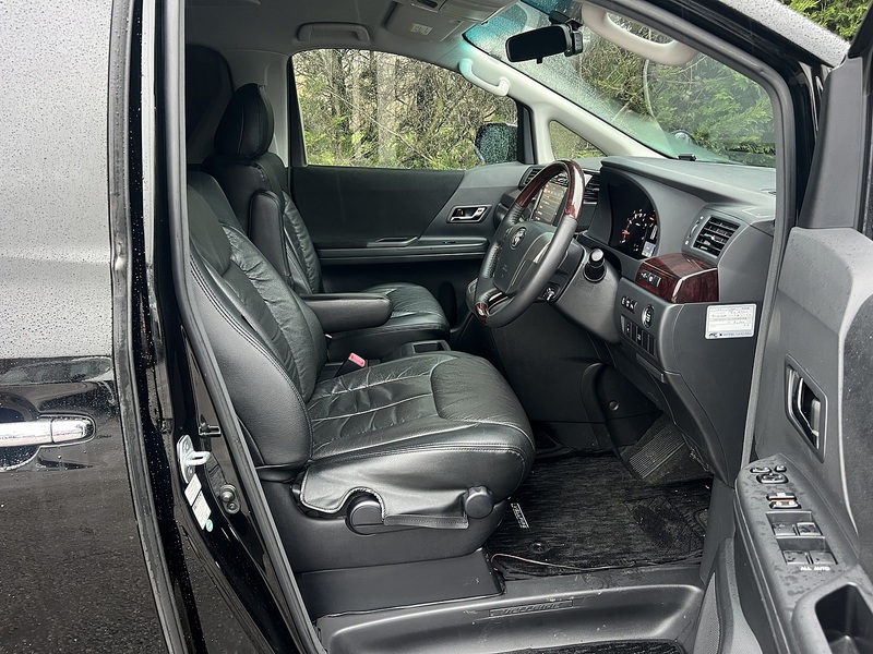 Toyota Vellfire 2.4 - U11568