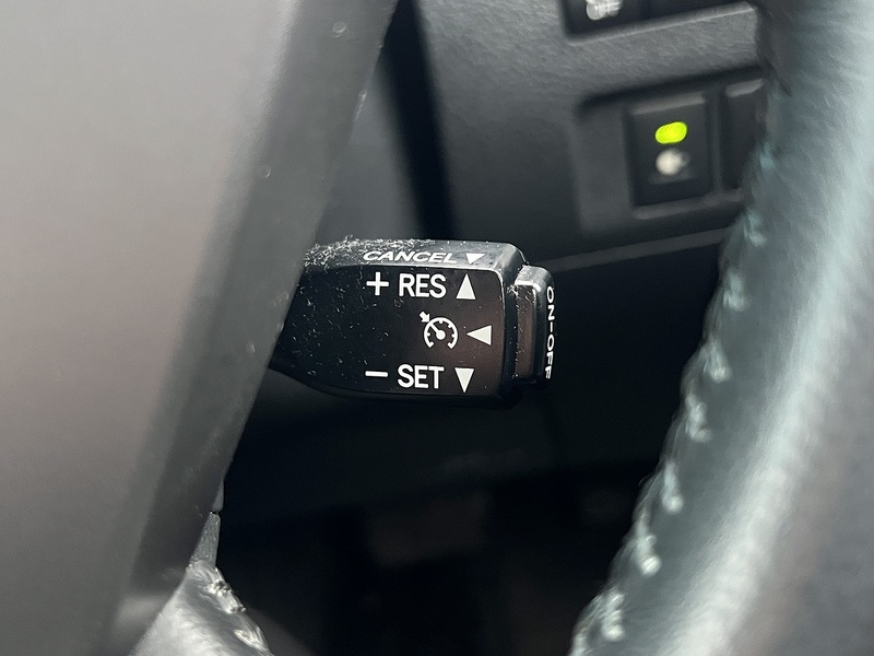 Toyota Vellfire 2.4 - U11568