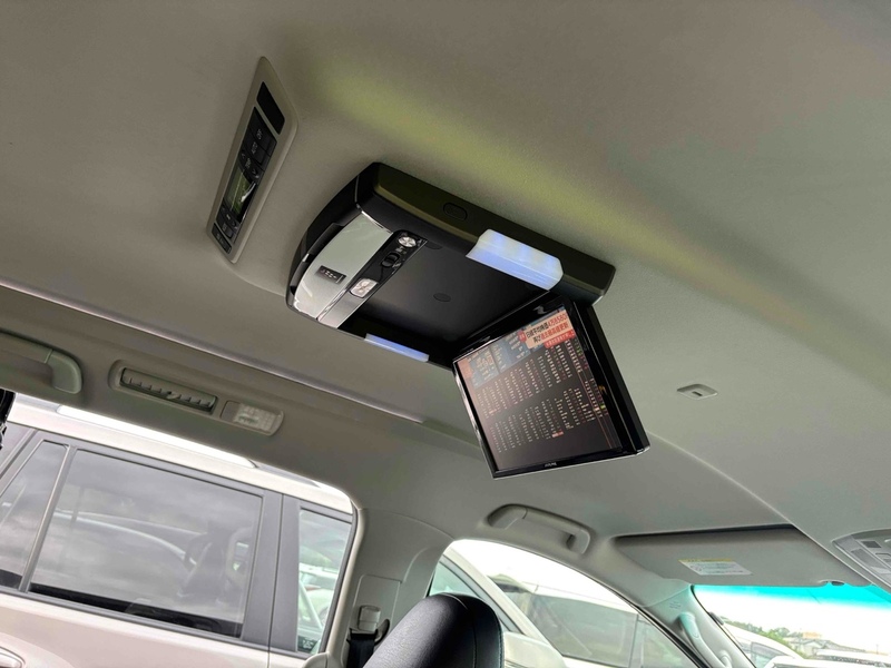 Toyota Vellfire 2.4 - U11568