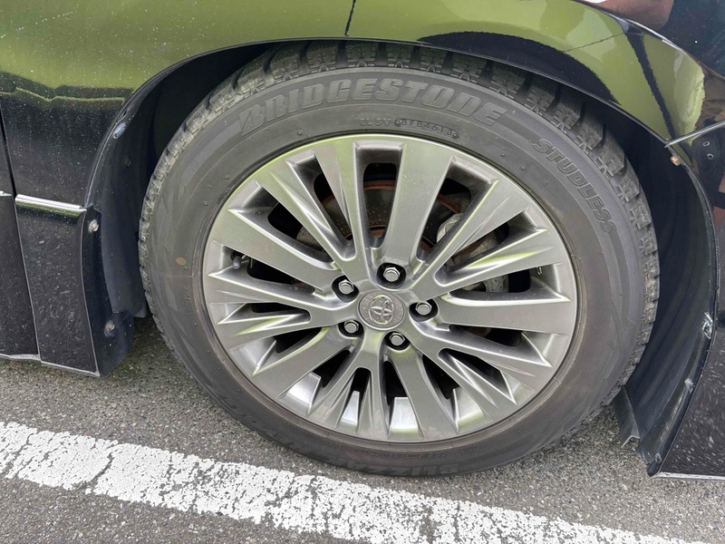 Toyota Vellfire 2.4 - U11568