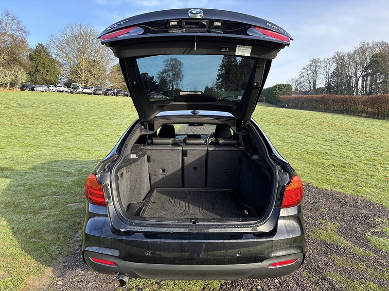 BMW 3 Series 320I - U11569