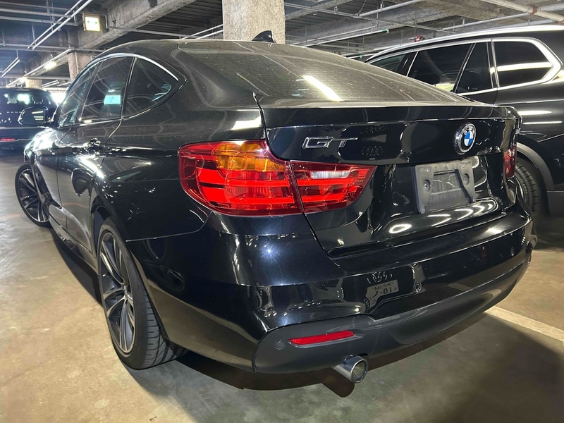 BMW 3 Series 320I - U11569