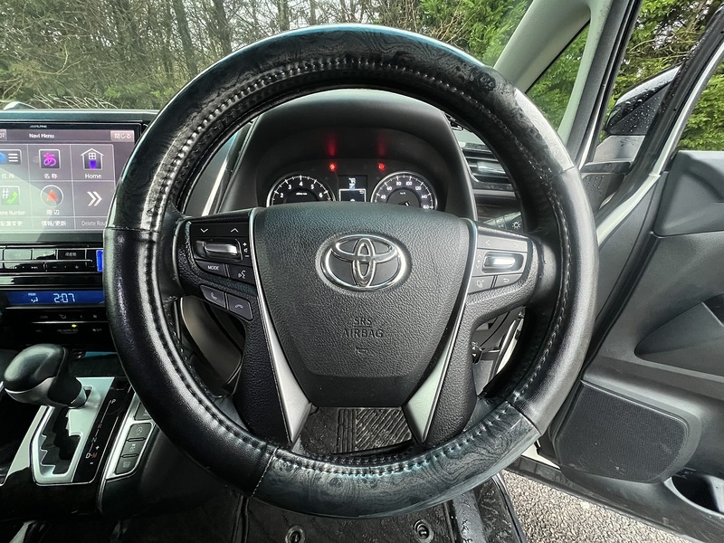 Toyota Alphard 2.5S A Package - U11570