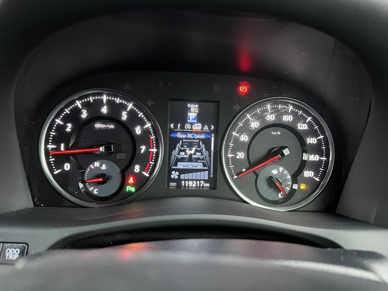 Toyota Alphard 2.5S A Package - U11570