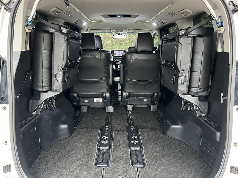 Toyota Alphard 2.5S A Package - U11570