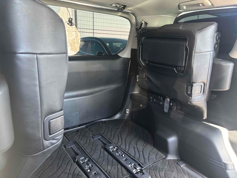 Toyota Alphard 2.5S A Package - U11570