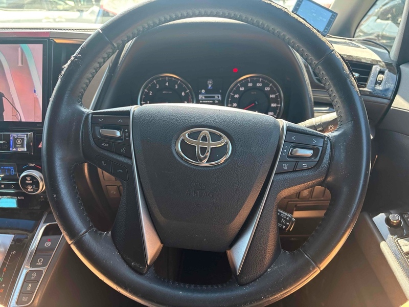 Toyota Alphard 2.5S A Package - U11570