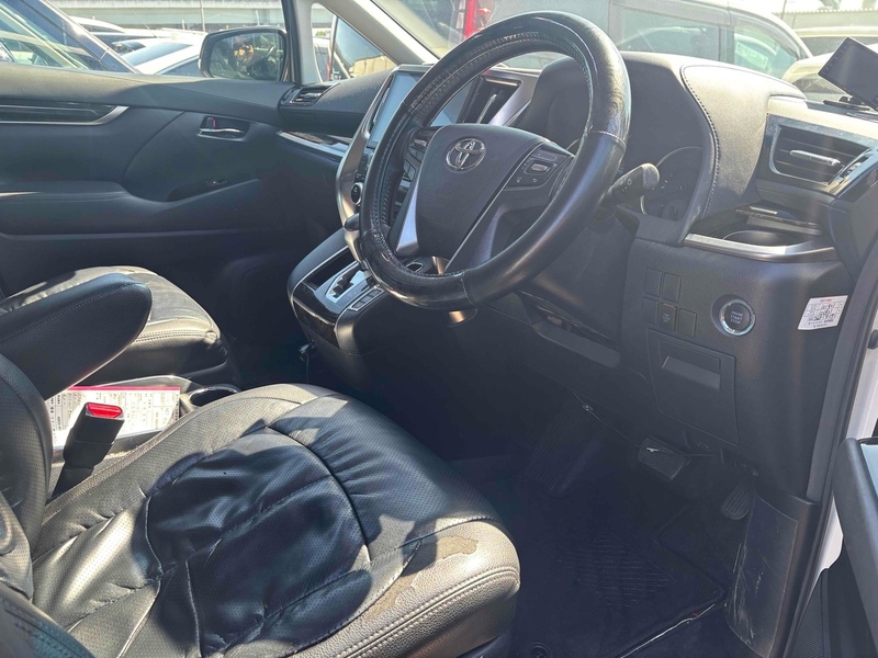 Toyota Alphard 2.5S A Package - U11570