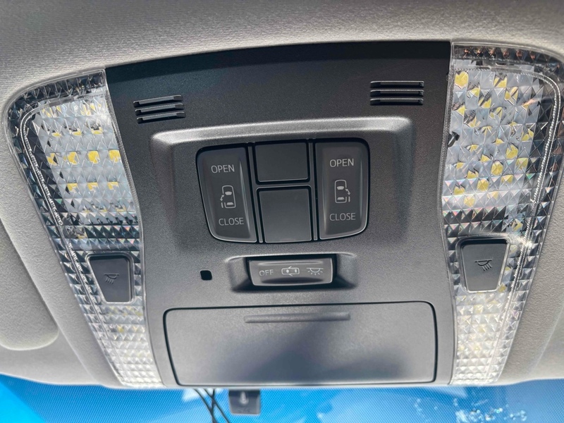 Toyota Alphard 2.5S A Package - U11570