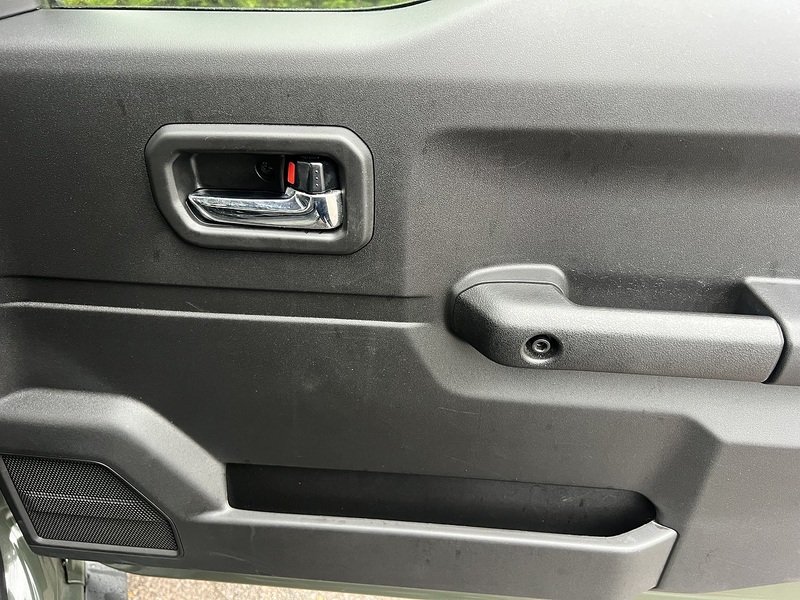 Suzuki Jimny Sierra 4WD JC - U11573