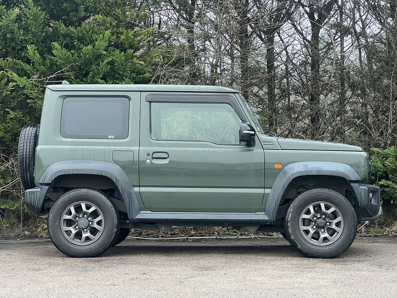 Suzuki Jimny Sierra 4WD JC - U11573