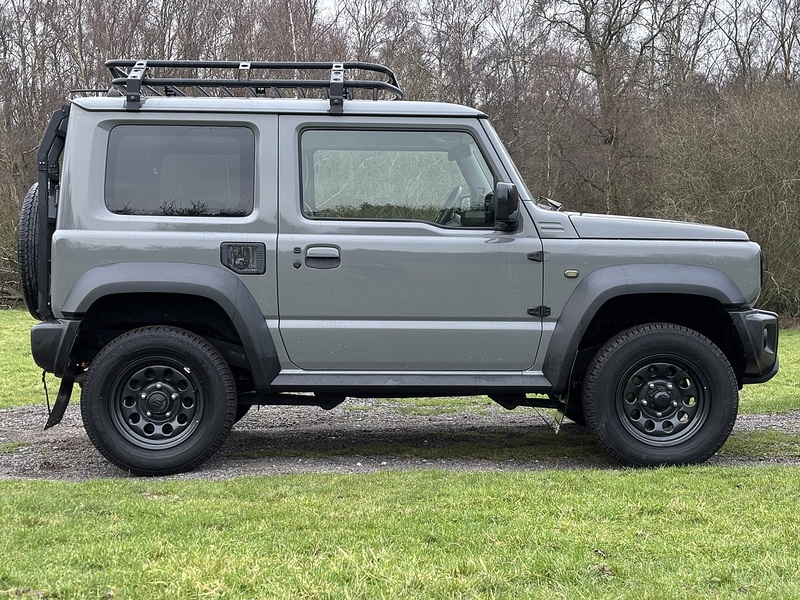 Suzuki Jimny Sierra 4WD JL - U11574