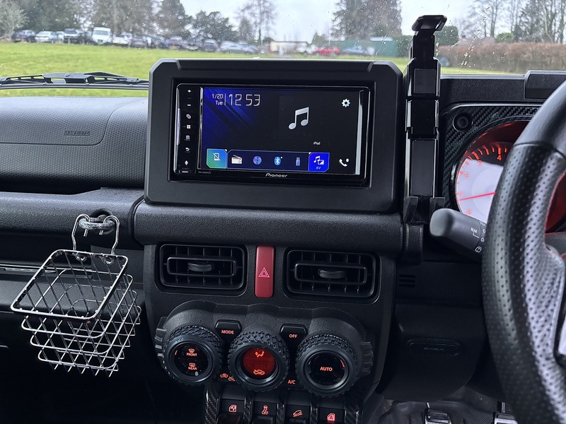 Suzuki Jimny Sierra 4WD JL - U11574