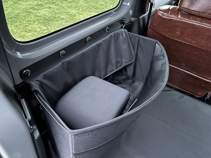 Suzuki Jimny Sierra 4WD JL - U11574