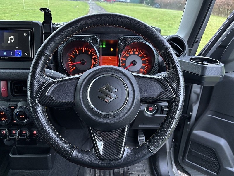 Suzuki Jimny Sierra 4WD JL - U11574