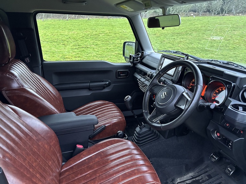 Suzuki Jimny Sierra 4WD JL - U11574