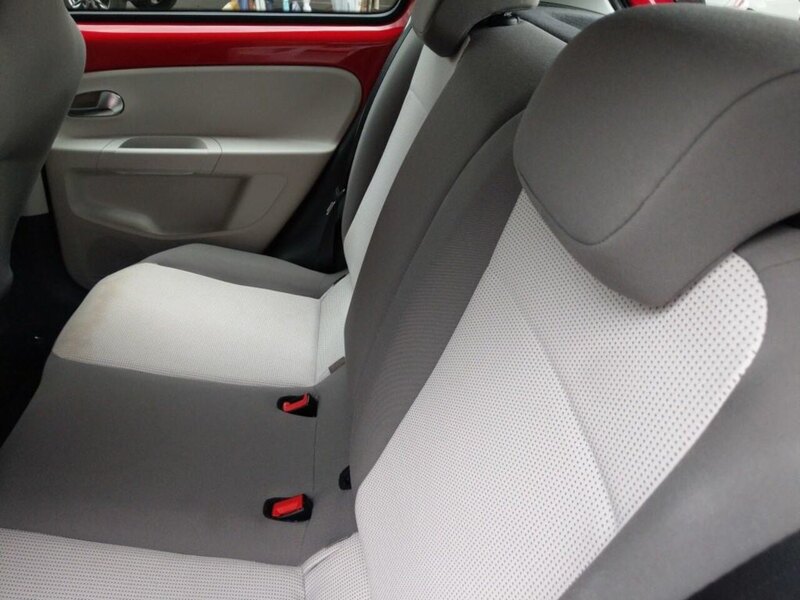 Volkswagen Up Move Up - U11575