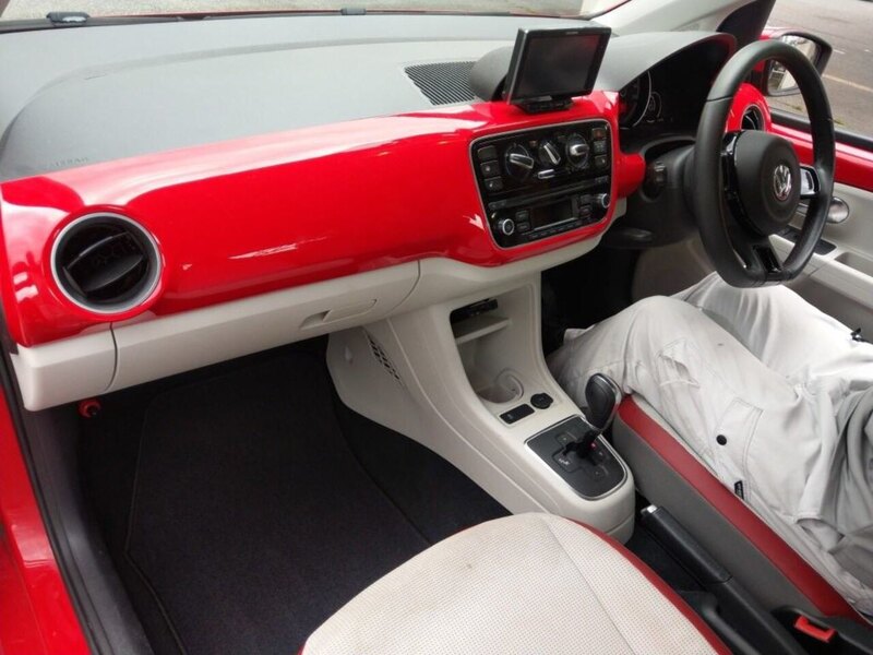 Volkswagen Up Move Up - U11575