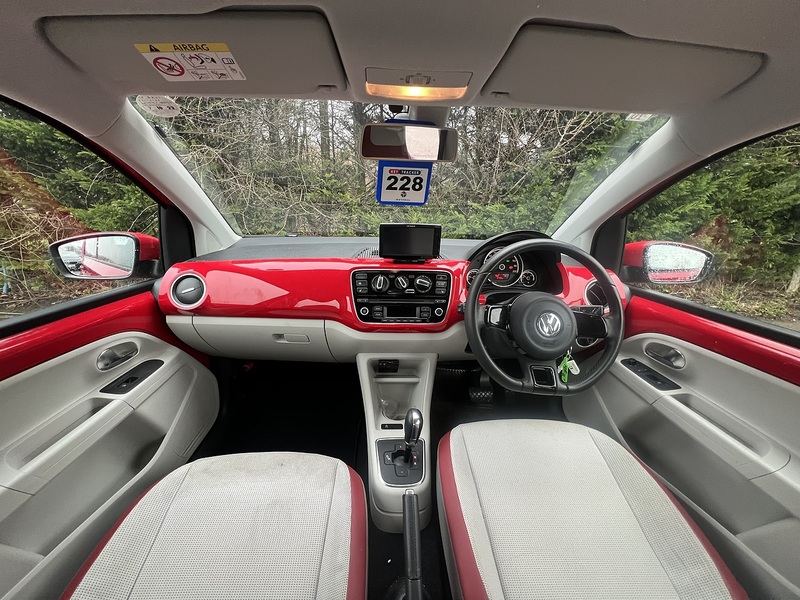Volkswagen Up Move Up - U11575