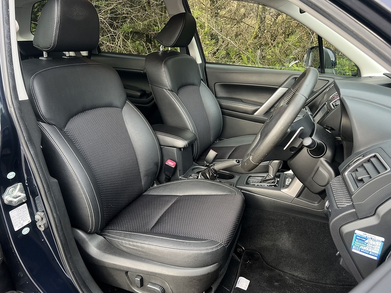 Subaru Forester I Xe Premium - U11577