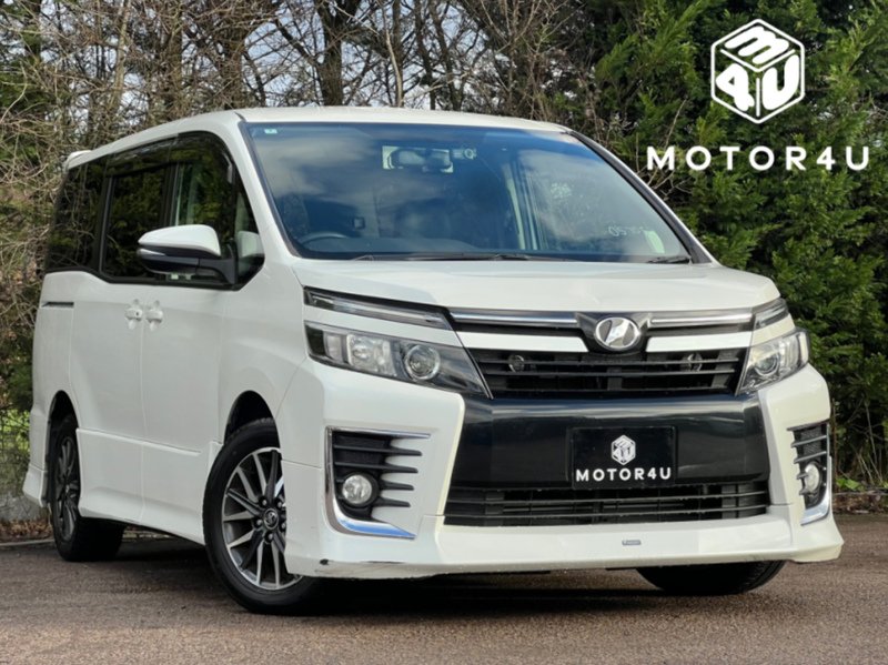 Toyota Voxy ZS Modellista Aero - U11578