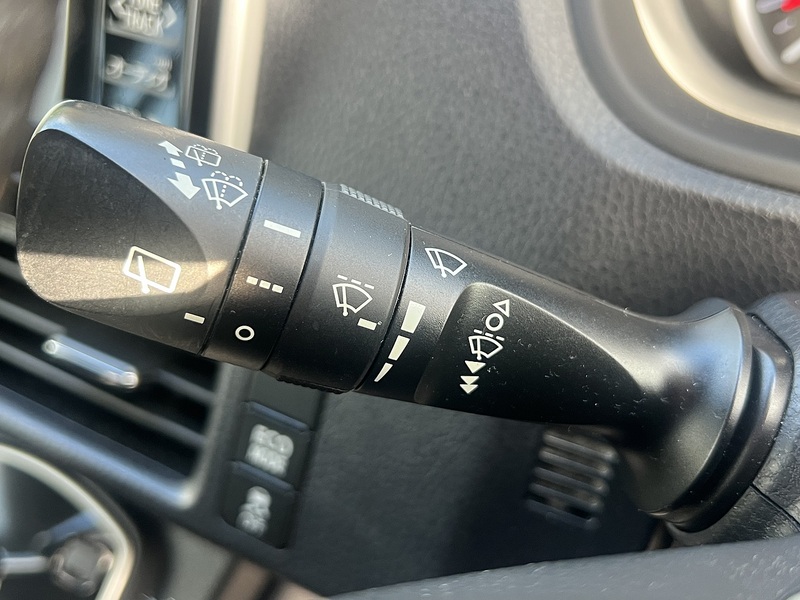 Toyota Voxy ZS Modellista Aero - U11578