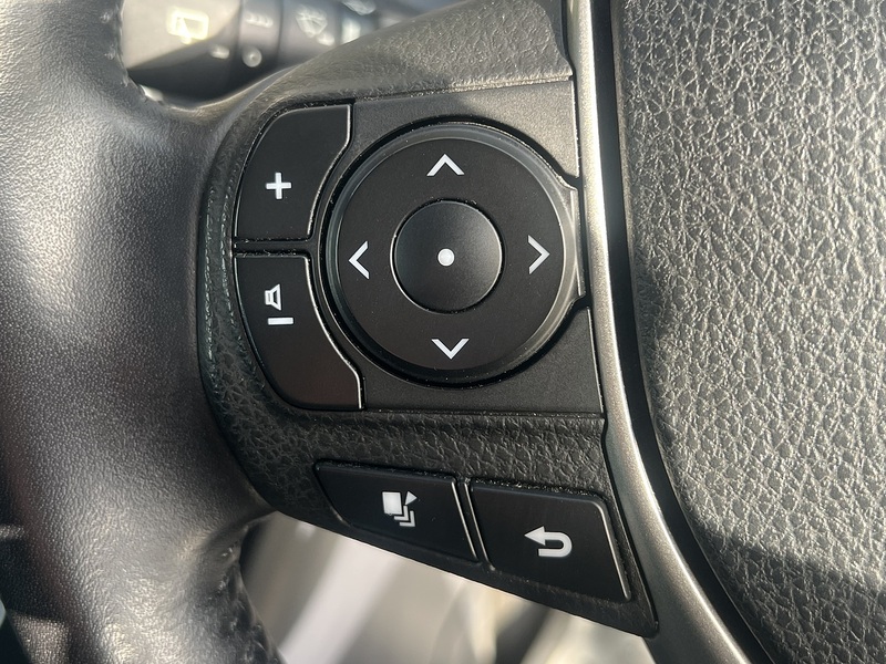 Toyota Voxy ZS Modellista Aero - U11578