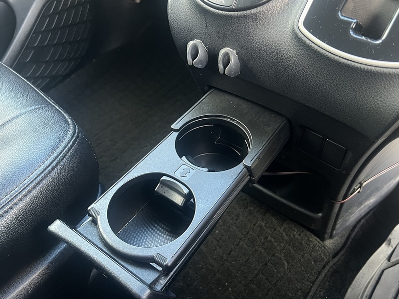 Toyota Voxy ZS Modellista Aero - U11578