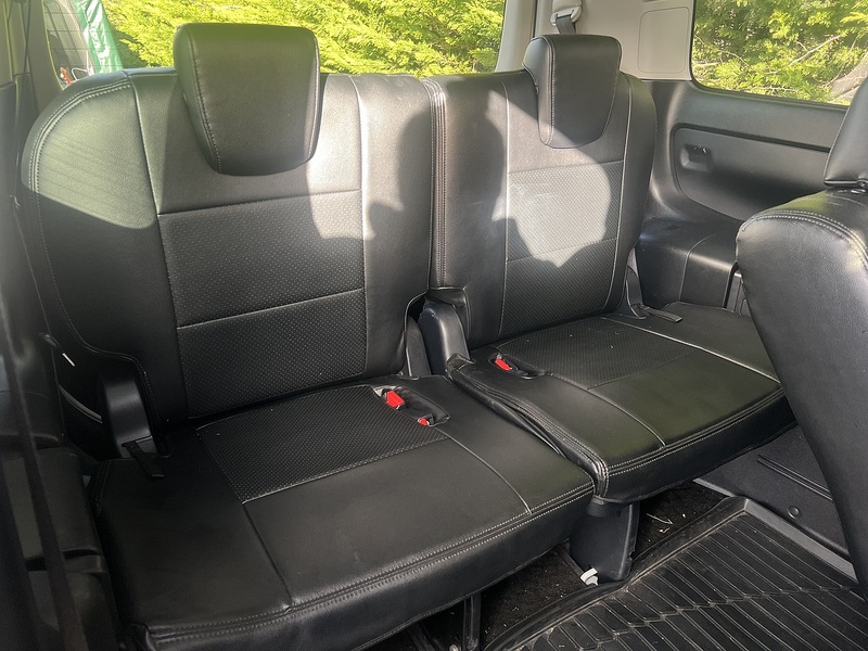 Toyota Voxy ZS Modellista Aero - U11578