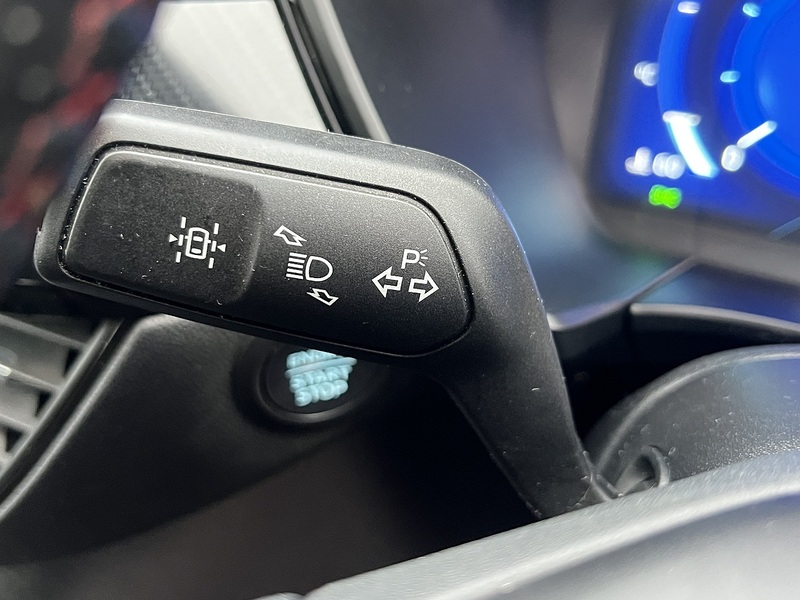 Ford Kuga EcoBoost Duratec ST-Line - U11585