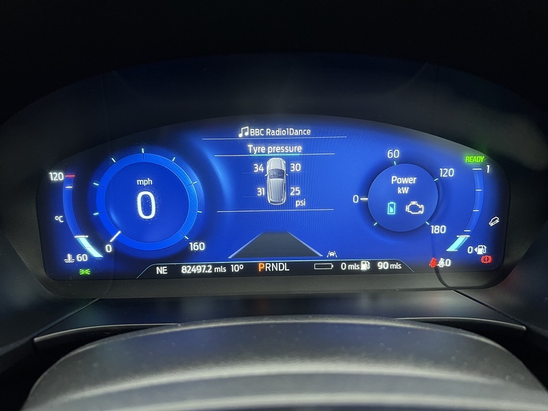 Ford Kuga EcoBoost Duratec ST-Line - U11585