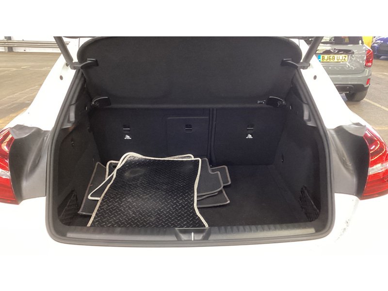 Mercedes-Benz GLA GLA180 AMG Line Edition - U11587