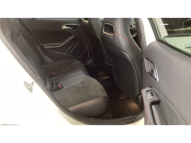 Mercedes-Benz GLA GLA180 AMG Line Edition - U11587