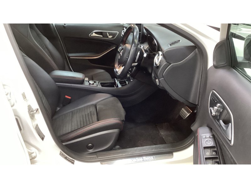 Mercedes-Benz GLA GLA180 AMG Line Edition - U11587