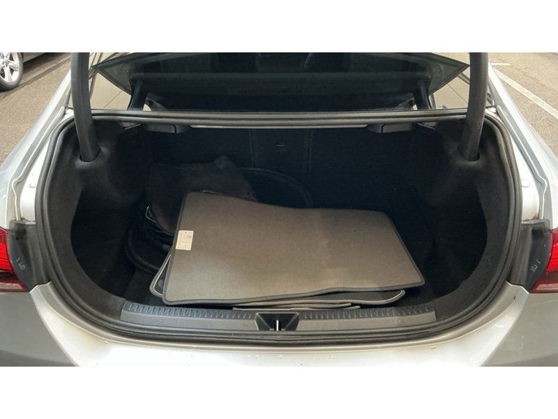 Mercedes-Benz A Class A250e AMG Line Edition - U11589