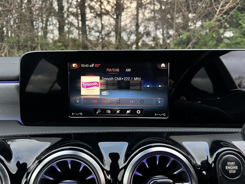 Mercedes-Benz A Class A250e AMG Line Edition - U11589