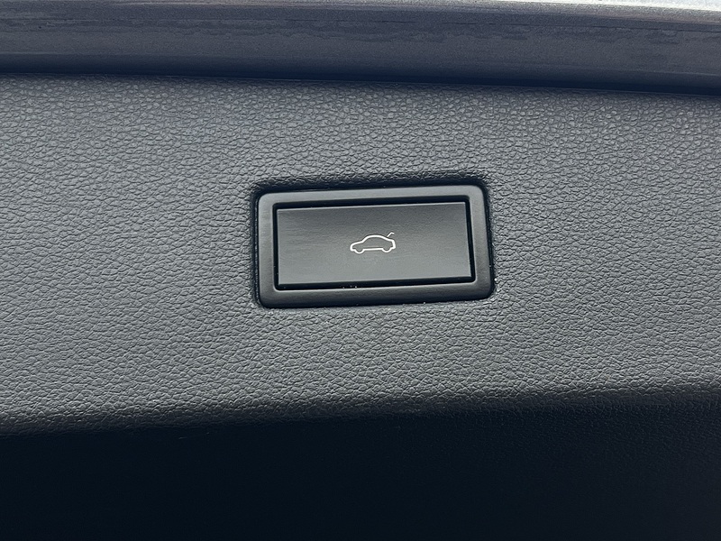 Volkswagen Tiguan TSI EVO R-Line Tech - U11590