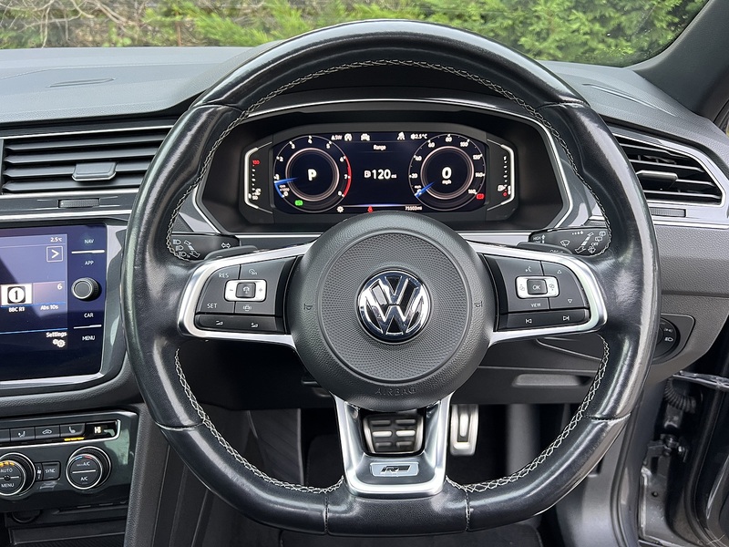 Volkswagen Tiguan TSI EVO R-Line Tech - U11590