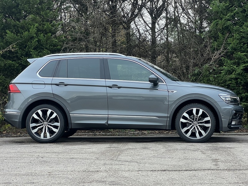 Volkswagen Tiguan TSI EVO R-Line Tech - U11590