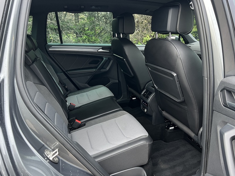 Volkswagen Tiguan TSI EVO R-Line Tech - U11590