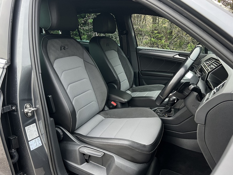 Volkswagen Tiguan TSI EVO R-Line Tech - U11590