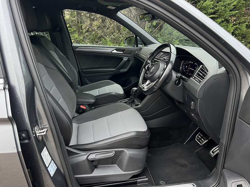Volkswagen Tiguan TSI EVO R-Line Tech - U11590