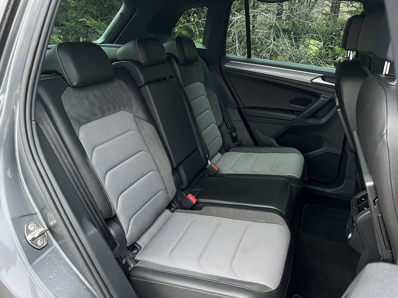 Volkswagen Tiguan TSI EVO R-Line Tech - U11590