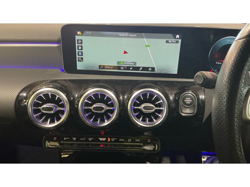 Mercedes-Benz A Class A200d AMG Line - U11593