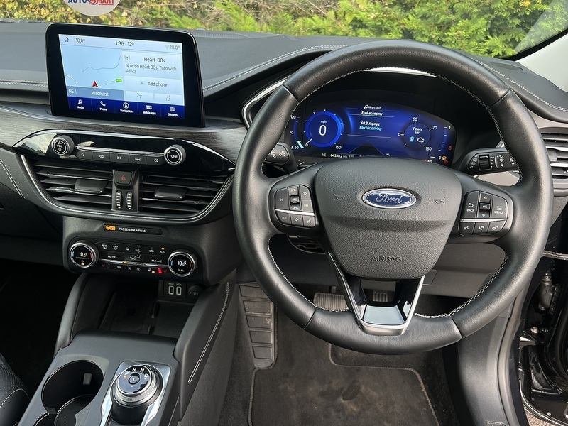 Ford Kuga Duratec Vignale - U11597