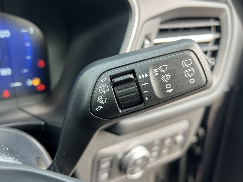 Ford Kuga Duratec Vignale - U11597