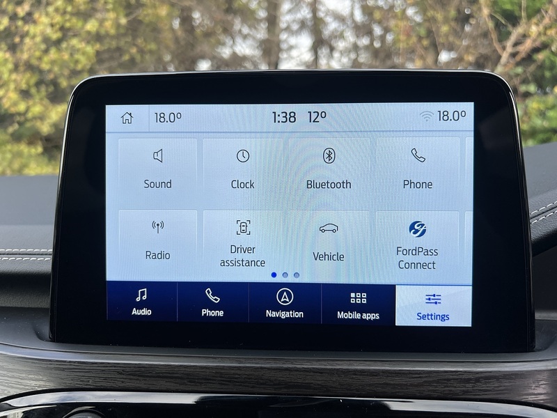 Ford Kuga Duratec Vignale - U11597