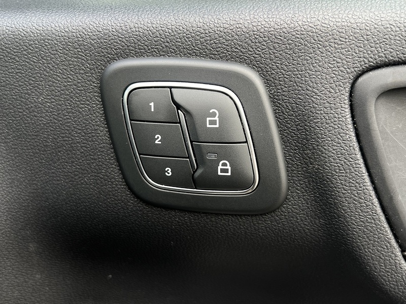 Ford Kuga Duratec Vignale - U11597